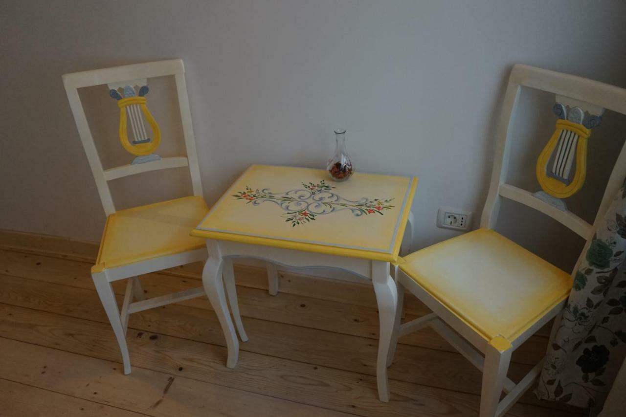 Crown Of Karolina Apartment Brasov Luaran gambar