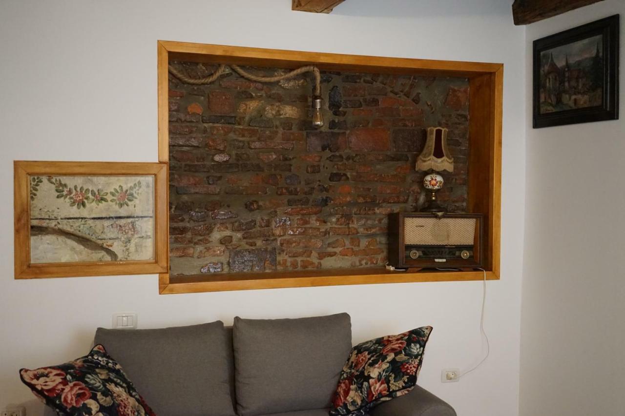 Crown Of Karolina Apartment Brasov Luaran gambar
